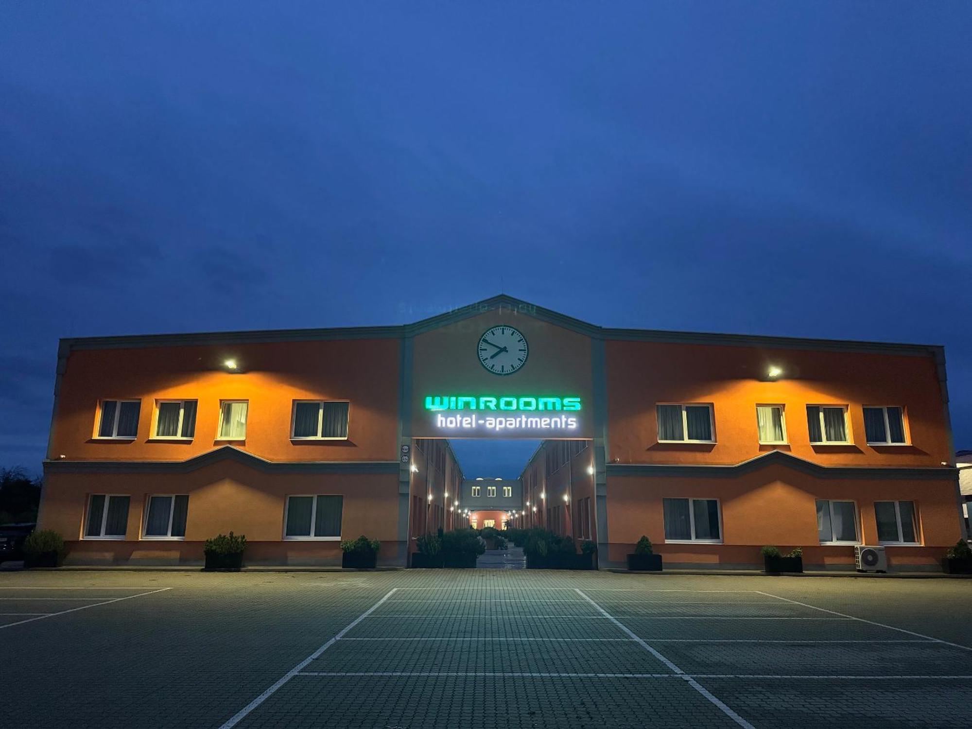 Winrooms "Hotel&Appartement" 维也纳新城 外观 照片