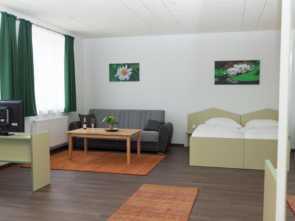 Winrooms "Hotel&Appartement" 维也纳新城 外观 照片